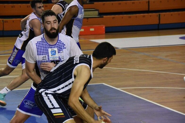 El Huelva Comercio hinca por primera vez la rodilla esta temporada (65-63)