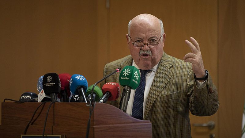 La Junta va mentalizándonos: Aguirre dice que prevé, por 'los últimos parámetros', que las medidas sean 'un poco más restrictivas'