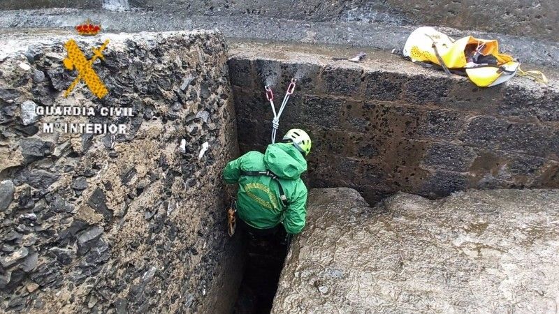 Los esfuerzos por encontrar al director comercial del Puerto de Huelva se centran sobre todo en el litoral de Muros