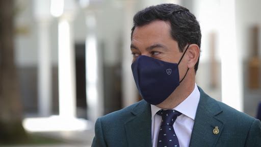 Juanma Moreno pide no convertir las casas en 'minirestaurantes'