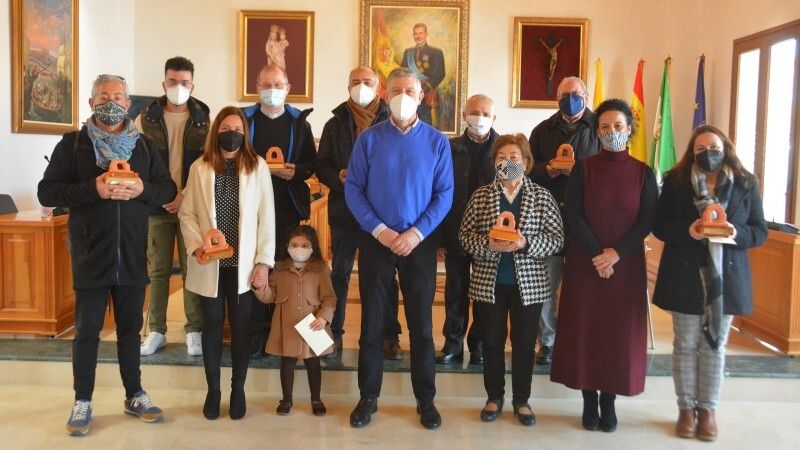 Palos entrega los premios a los ganadores del 'Concurso de Belenes'