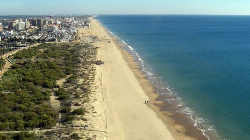 Huelva recibe 1,8 millones de turistas en 2021 y espera el despegue decisivo en este año