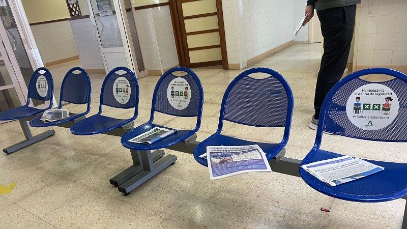 Denuncian el reparto de propaganda electoral del PP en un centro de salud