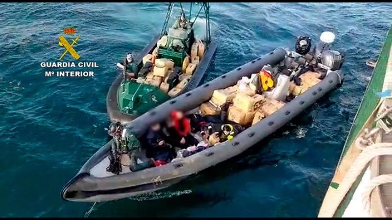 Siete detenidos y 3.500 kilos de hachís intervenidos en una embarcación en Isla Cristina