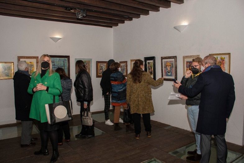 El polifacético artista Miguel Caiceo expone en la Casa Grande de Ayamonte