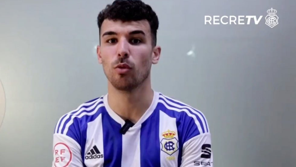 Rubén Serrano, central, medio y delantero en un mismo partido