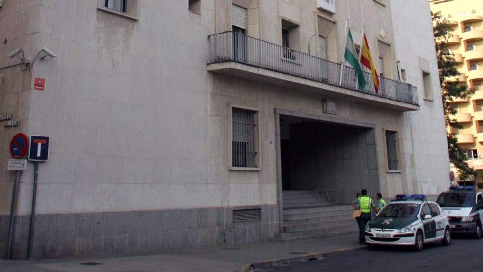 El entrenador detenido por agresiones sexuales a menores se acoge a su derecho a no declarar