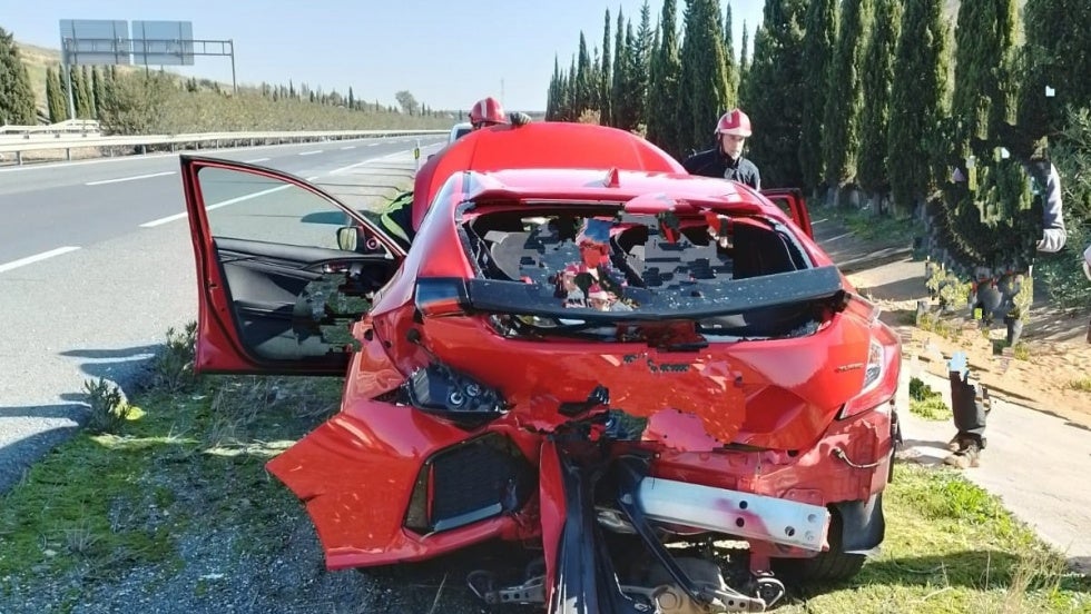 Dos heridos en una colisión entre dos vehículos en la A-49 a la salida de Huelva
