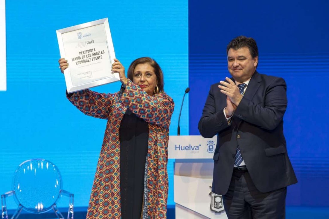 El alcalde apela al 'orgullo onubense' para construir un futuro 'aún mejor' para la ciudad