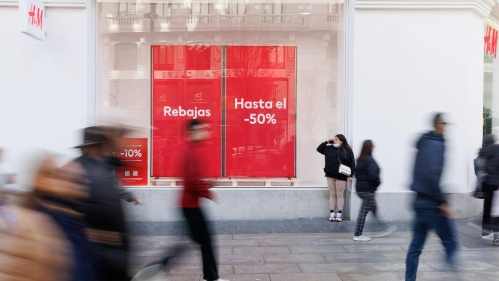 ¿Qué firmas de ropa han comenzado ya sus rebajas de invierno?