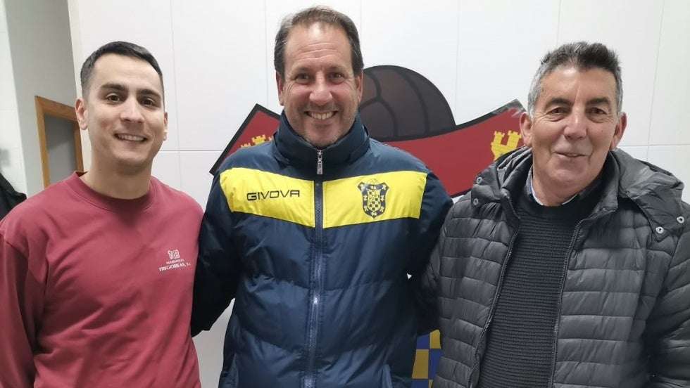 El experimentado Juan Palma buscará salvar del descenso al Moguer