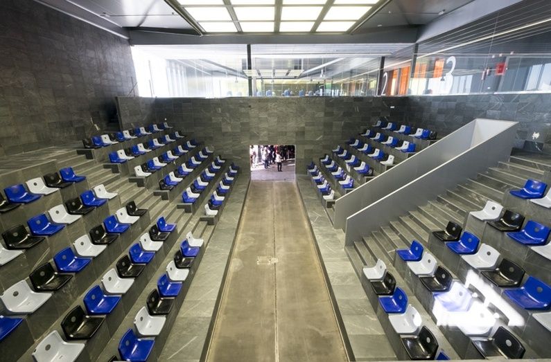 La nueva lonja abre como símbolo innovador de la Huelva marinera