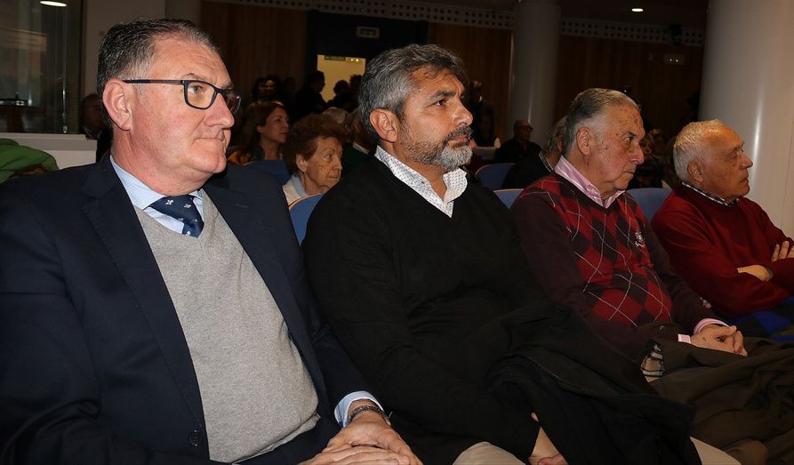 Pilar Marín expone las líneas maestras de su proyecto para 'reiniciar Huelva'