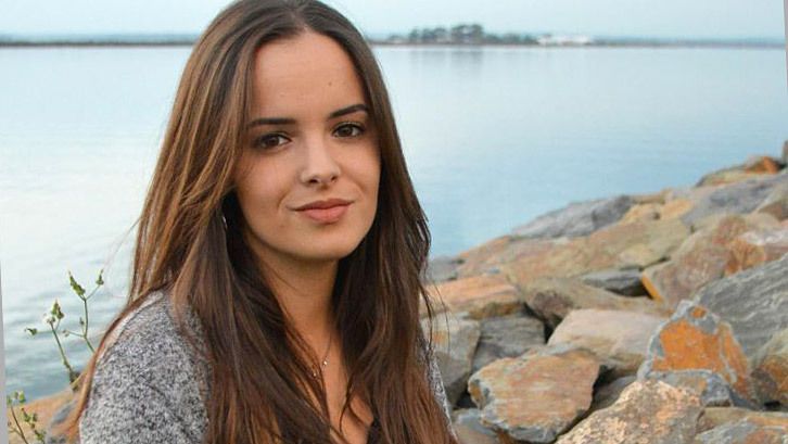 La arquera onubense Laura González se estrena como novelista