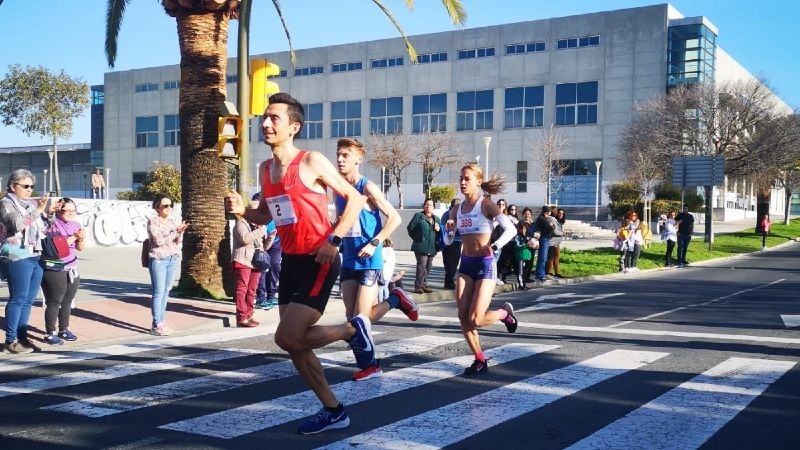 Comeschi Alexandru y Madalina Florea, doble corona rumana en la Media Maratón de Huelva 