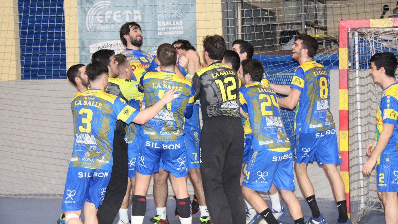 El PAN Moguer cae en La Salle (29-27) y se lo jugará todo ante el líder Triana en la última jornada
