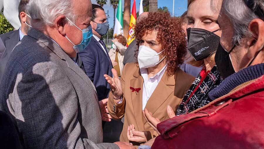 La Diputación reclama a la Junta más puntos de vacunación y saber dónde se ubican
