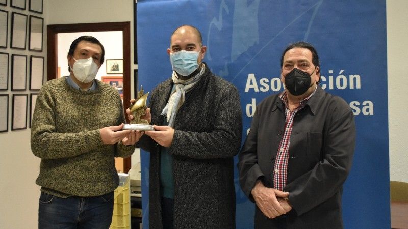 Rafael Adamuz se alza con el I Concurso de Letras de Pasodobles en Carnaval Colombino