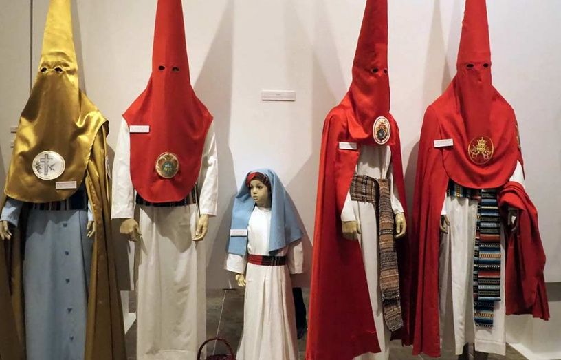 La Borriquita recorre su historia a través de una exposición en la Diputación