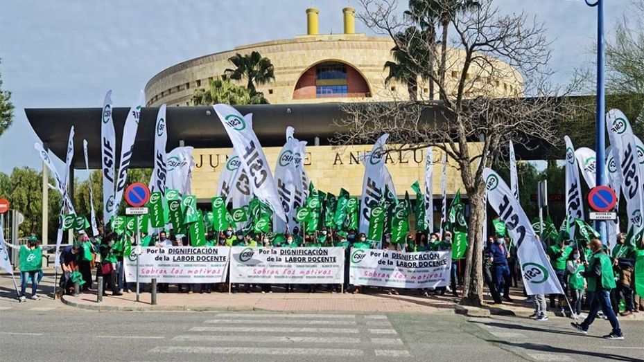 CSIF-Huelva exige en Sevilla  “un cambio de rumbo” en su política educativa para dignificar “con hechos” la labor del profesorado