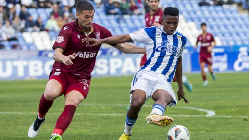 ¿Cómo les va al Recre y al San Roque de Lepe en la clasificación?
