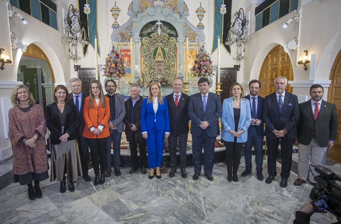 El Simpecado de la Hermandad de Huelva recupera su esplendor para la Romería del Rocío de 2023