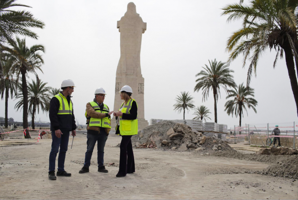 La remodelación del entorno de Colón avanza con la ampliación de la zona peatonal aledaña