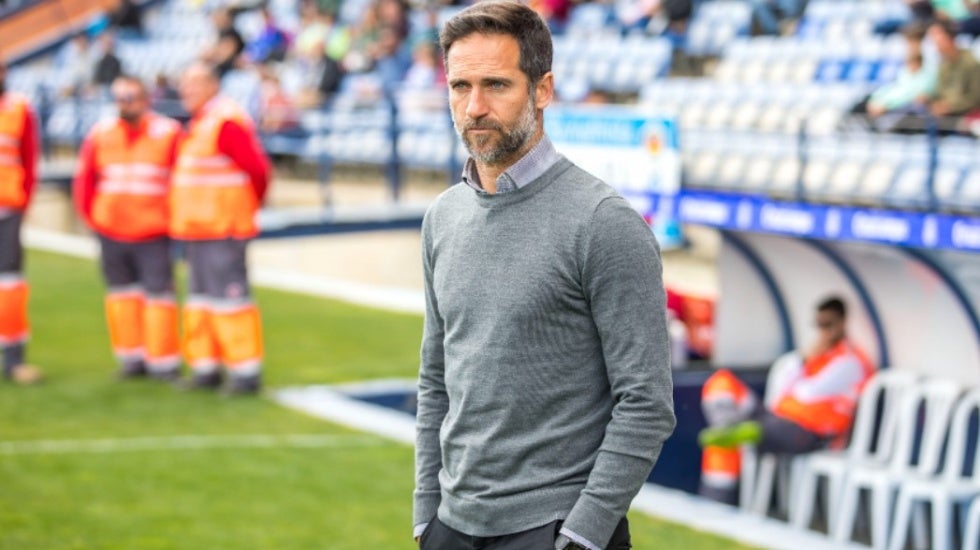 Abel Segovia: 'Es difícil jugar cuando tienes la ansiedad y necesidad por ganar del Recre'