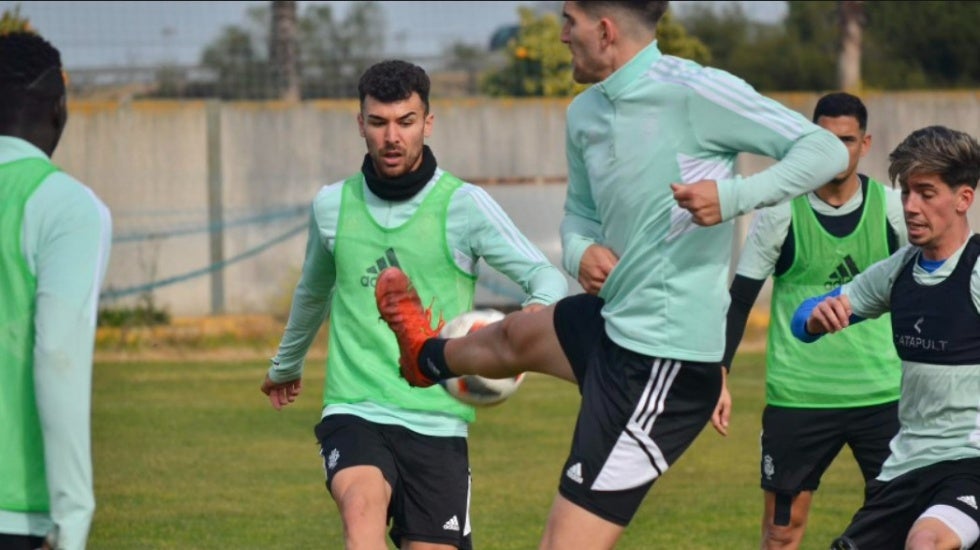 Rubén Serrano: 'Si el Antequera quiere ganar en el Colombino va a tener que sudar sangre'
