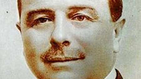 El Gran Teatro acoge la presentación de la asociación que aboga por la santidad de Manuel Siurot