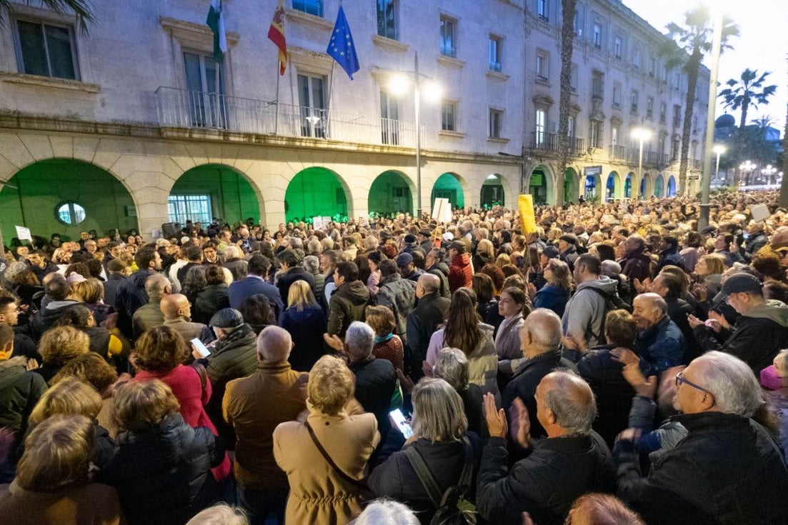 Huelva reclama una Unidad de Ictus completa para que nadie muera camino de Sevilla