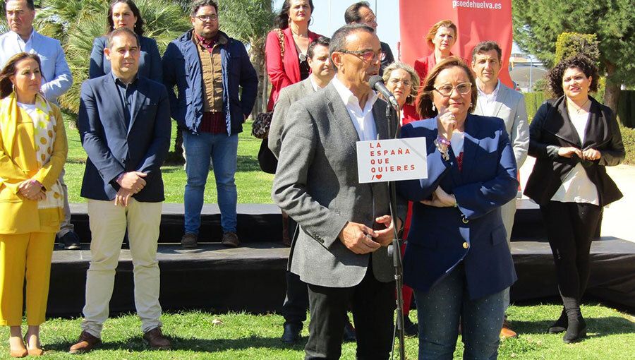 El PSOE presenta su candidatura y destaca la 'reconocida trayectoria' de Faneca, la número uno al Congreso