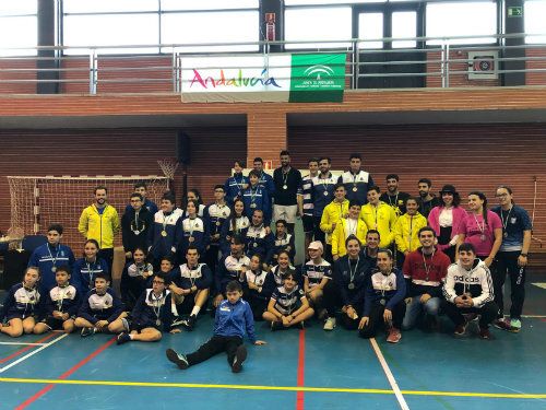 El IES La Orden y el CD Bádminton Huelva brillan en el Circuito Provincial