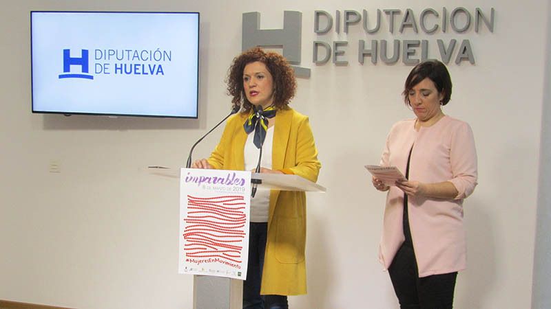El espíritu del 8M se extiende con la historia de una muñeca a la que la violencia hizo perder la sonrisa