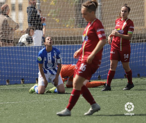 El Logroño hace saltar todas las alarmas en el Sporting Huelva (0-2)