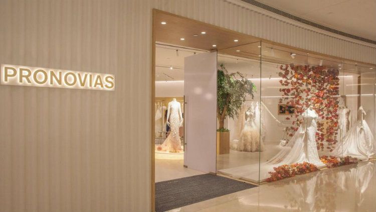 Pronovias donará vestidos a las futuras novias del sector hospitalario