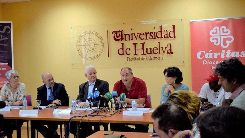 El peligro de incendios y la falta de acceso al agua potable, principales problemas de los asentamientos chabolistas