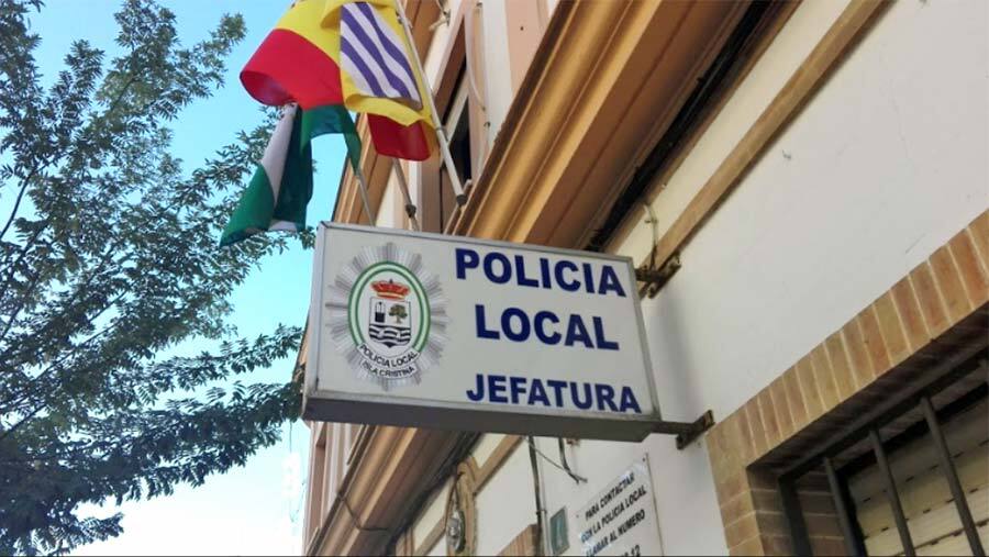 Detenido en Isla Cristina por ignorar el confinamiento y decirle a los agentes que 'seguiría saliendo a la calle'