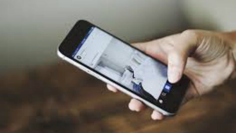 La DGT lanza una aplicación gratuita para llevar el permiso de conducir y otros documentos en el móvil