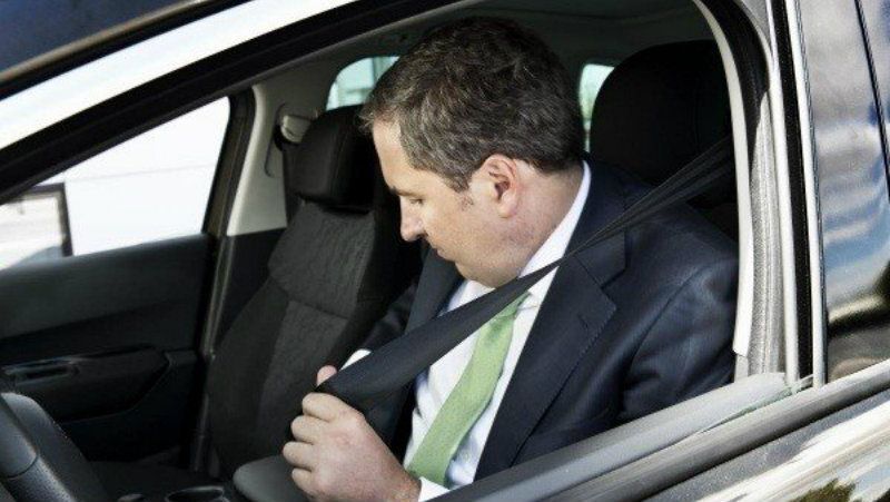 La DGT denunció en 2019 a 2.600 conductores en la provincia onubense por no llevar el cinturón de seguridad