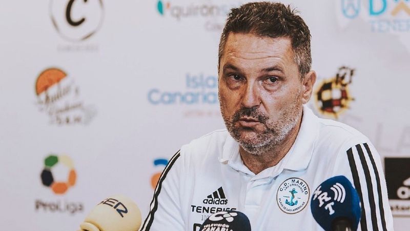 Kiko De Diego: “El Recre viene con bajas importantes, pero tiene una plantilla amplia”