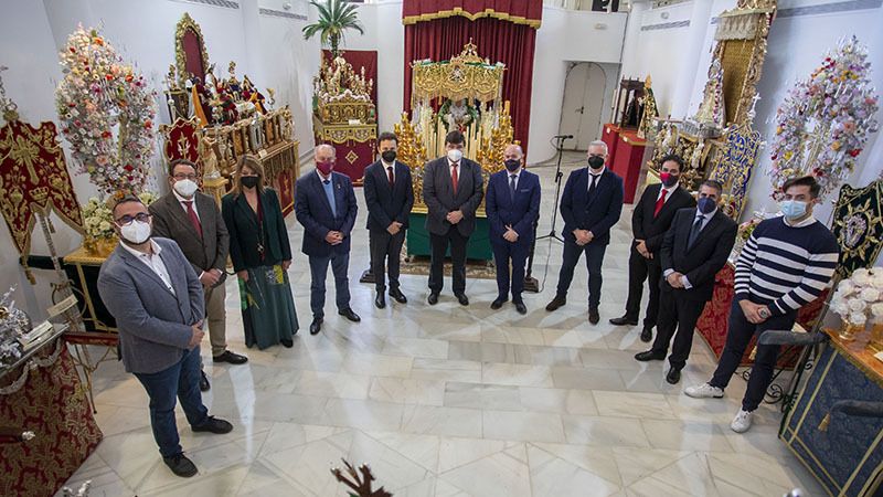 Exposiciones cofrades para 'matar el gusanillo' de Semana Santa en la ciudad