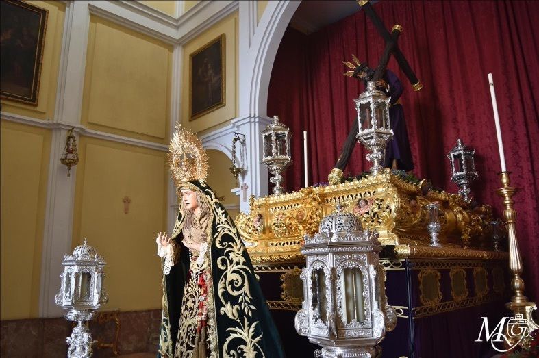 Un Lunes Santo lleno de Amor y Penas