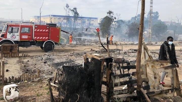 Concluye la investigación sobre el incendio del asentamiento de Palos: el fuego fue fortuito