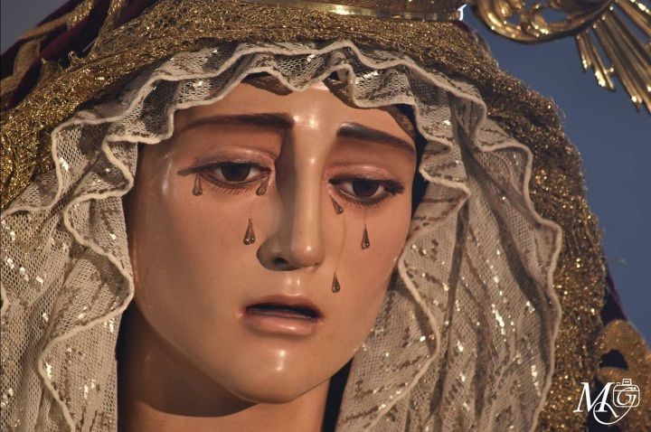Martes Santo: Barriadas llenas de devoción
