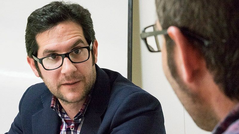 Carlos Hita: 'A veces hablo con mi familia sobre si merece la pena seguir'