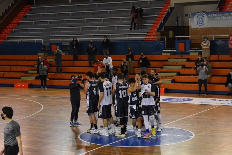 El Ciudad de Huelva confirma con solvencia su favoritismo (87-75)