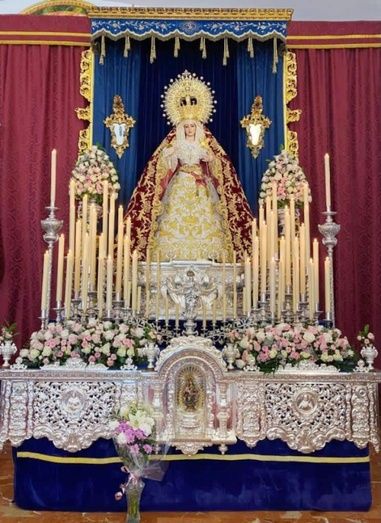 Otro atípico Viernes de Dolores, pero siempre lleno de emoción y devoción