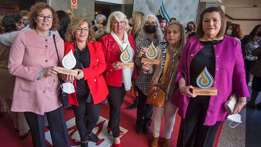 Homenaje a las limpiadoras municipales tras 25 años de servicio