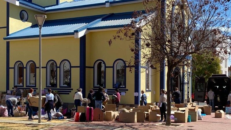 El parroco ucraniano que lleva una iglesia ortodoxa en Huelva traerá a varios compatriotas la próxima semana